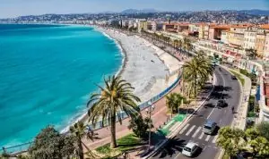 Nice-Côte d'Azur (Voiturier + Parking)