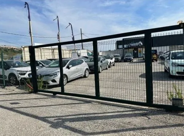 byauto provence